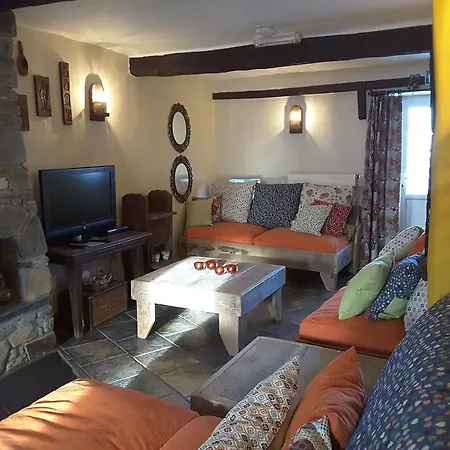 Сasa de vacaciones Quaint In With Private Garden
