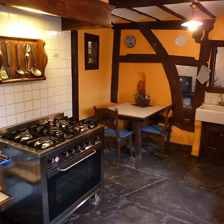 Quaint In With Private Garden