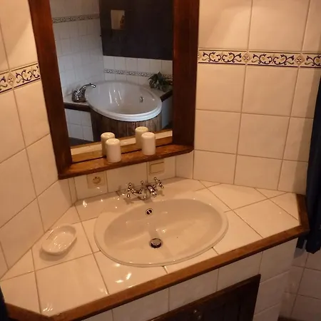 Сasa de vacaciones Quaint In With Private Garden Waimes