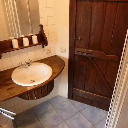 Сasa de vacaciones Quaint In With Private Garden